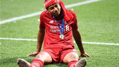 صراع ثنائي علي ضم مهاجم ليفربول