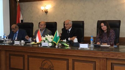 متابعة إلكترونية وتشديد الرقابة.. توجيهات محافظ الجيزة لرصد المخالفات