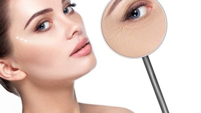 طريقة سحرية لتفادي التجاعيد المبكرة حول العينين.. تعرفي عليها