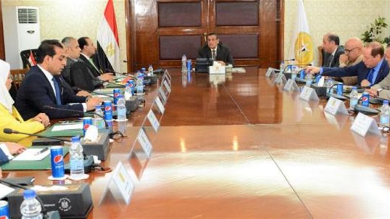 وزير التنمية المحلية