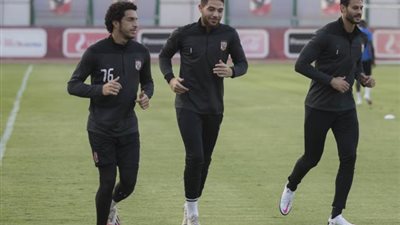 يانكون ميشيل يقود تدريبات حراس مرمي الأهلي استعدادا لطنطا