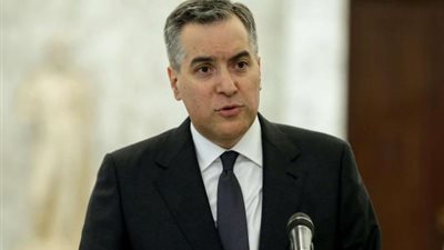 رئيس الوزراء اللبناني المكلف يعتذر عن تشكيل الحكومة ويتنحى عن منصبه