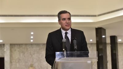 ردود فعل متباينة بعد اعتذار اديب عن تشكيل الحكومة اللبنانية