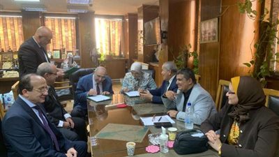 «المصرية لنقل الكهرباء» توقع عقدا لتدعيم الشبكة بالقاهرة والإسكندرية وغرب الدلتا بـ95 ملايين جنيه