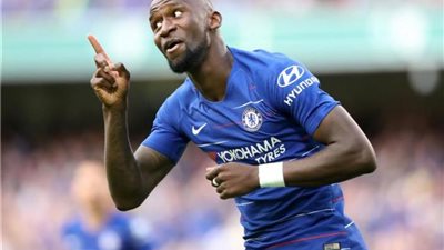 باريس سان جيرمان يطلب استعارة روديجر مدافع البلوز