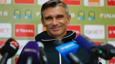 كارتيرون يتجاهل فريقه ويرشح النصر السعودي للتتويج بدوري أبطال أسيا