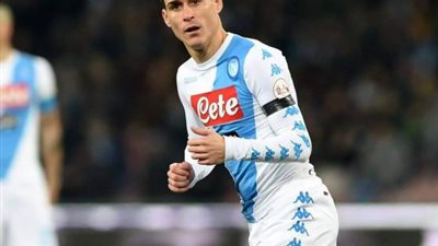 الاتحاد الإيطالي يقرر تأجيل مباراة نابولي ضد جنوي بسبب كورونا