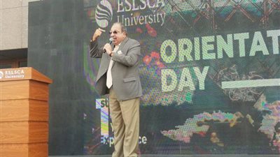 المليجى للطلاب الجدد : ” الحرية والإخاء والمساواة” أهم مبادئ التعليم فى اسلسكا