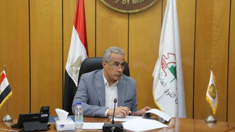 وزير القوى العاملة