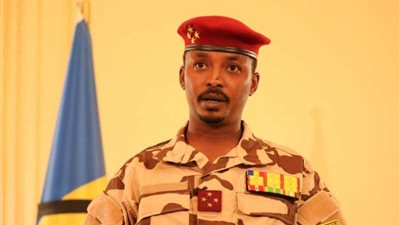 من هو الجنرال محمد إدريس ديبي الرئيس الانتقالي لـ تشاد؟