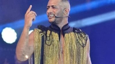 أشرف زكى يكشف سر منح محمد رمضان تصريح الغناء