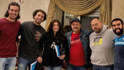 بالصورة..فريق عمل ”الخطة العايمة” أثناء التحضير للفيلم