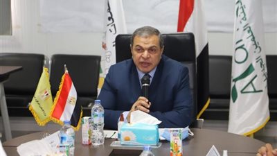 للمرة الثانية في أقل من شهر .. لماذا زار وزير القوى العاملة العاملين بمدينة العلمين الجديدة؟