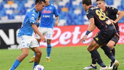 نابولي يقسو على جنوى بسداسية في الكالتشيو