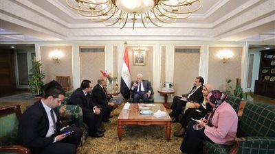 وزير التعليم العالى يلتقى رئيس الهيئة المصرية للتدريب الإلزامى للأطباء