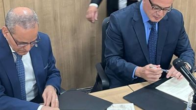 «الرقابة الإشعاعية» توقع مذكرة مع جامعة عين شمس لتبادل الخبرات بالمجال النووي