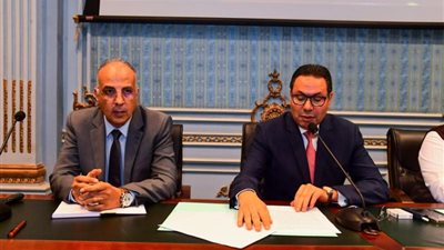 وزير الري أمام البرلمان: : المواطنون يستخدمون المياه بكفاءة..و الحكومة غير ملزمة بتبطين كل الترع فى مصر