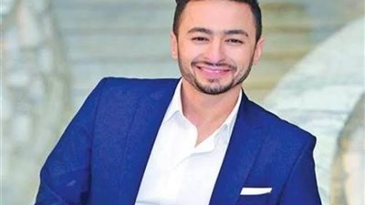 حمادة هلال: مسكت يد زوجتي بعد 6 سنوات خطوبة