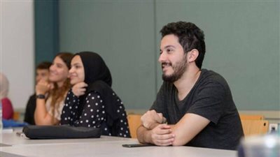 الجامعة الأمريكية بالقاهرة تطلق 4 تخصصات دراسية فرعية جديدة .. تعرف عليها