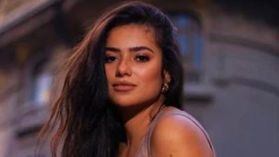 ثراء جبيل تروج لمسلسلها الجديد ”أخر دور”