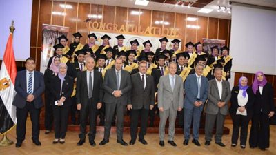 «القابضة للكهرباء» تشهد تخريج الدفعة الـ34 من دورة إعداد القادة.. صور