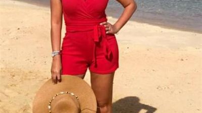 بـ جمبسوت مثير.. رانيا يوسف تهوس جمهورها على شاطىء البحر