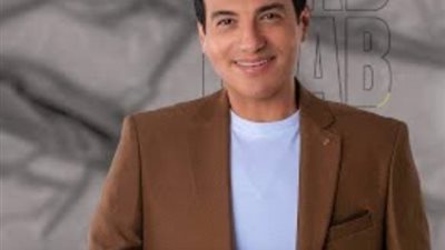 إيهاب توفيق يطرح أغنيته الجديدة ”ليكي عندي”