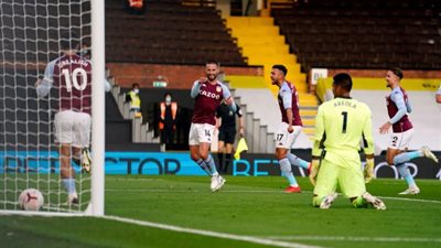 أستون فيلا يقهر فولهام بثلاثية بمشاركة تريزيجيه