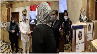 بالفيديو .. الداخلية تهدى ماكينات حياكة لعدد من السيدات المُعيلات من ذوى الإعاقة السمعية