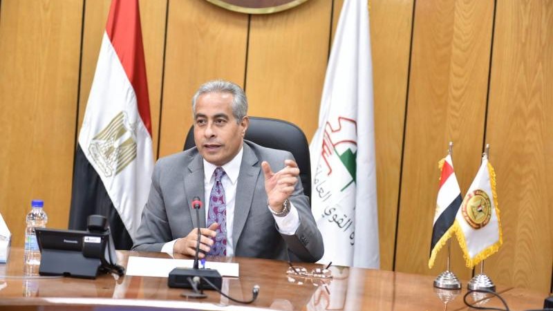 وزير القوى العاملة