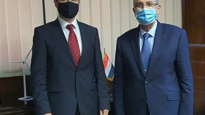 تفاصيل لقاء وزير الكهرباء بسفير المجر لبحث سبل التعاون بين البلدين