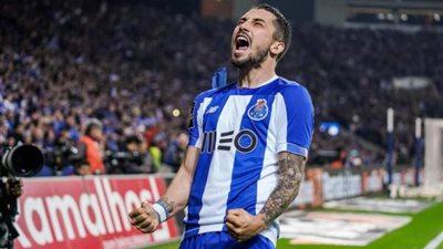 مانشستر يونايتد يفاوض بورتو لضم تيلس