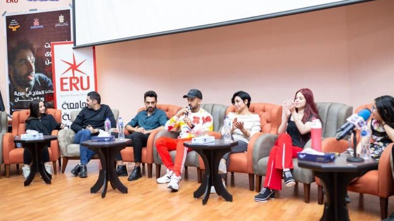 ابطال مسلسل اعمل