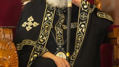 كلمة مؤثرة.. كيف ودع البابا تواضروس جثمان الدكتور رؤوف غبور؟