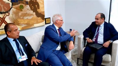 وزير التجارة والصناعة يبحث مع الرئيس التنفيذي لشركة تيسين كروب الألمانية خطط الشركة الحالية للتوسع بالسوق المصري فى مجالات الطاقة