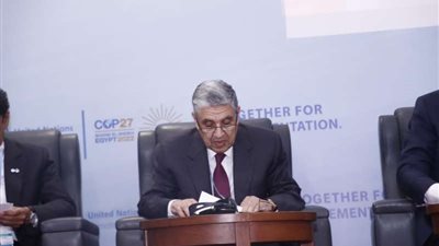 وزير الكهرباء يطلق مبادرة من أجل انتقال عادل للطاقة في إفريقيا