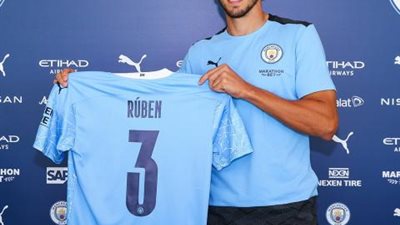 مانشستر سيتي يعلن تعاقده مع مدافع بنفيكا لمدة 6 سنوات