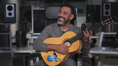 الخميس.. عمرو مصطفي ضيف برنامج ”عيش سعيد”