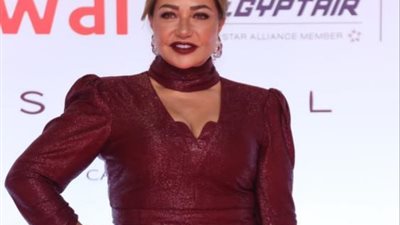 السجادة الحمراء.. أبرز فعاليات اليوم الثاني من مهرجان القاهرة السينمائي الدولي