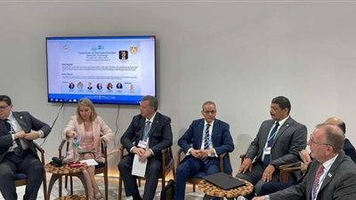 بقمة المناخ.. رئيس «الطاقة الذرية» يناقش دور أبحاث الهيئة لمواجهة التغيرات المناخية