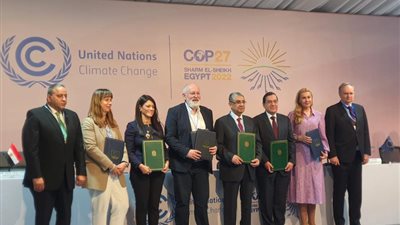 وزير الكهرباء يوقع مذكرة تفاهم للشراكة مع الاتحاد الأوروبى بشأن الهيدروجين الأخضر