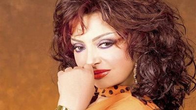 حقيقة خطوبة نجمة مصر الأولى نبيلة عبيد.. اعرف الحكاية