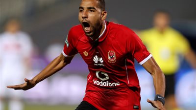 مؤمن زكريا يقدم زي المنتخب الجديد 5 أكتوبر