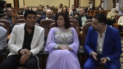 كواليس تكريم نجوم الدراما في مهرجان الحياة للدراما و الإبداع الفني