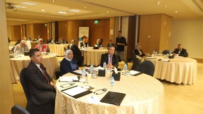 ضمن مشروع «أضواء».. ورشة للتوعية بمعايير العمل الدولية