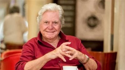 حسين فهمي يعود لإستكمال تصوير مسلسل ”البارون”