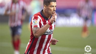 للمرة الأولي.. سواريز يزين التشكيل الرسمي لأتلتكو مدريد لملاقاة هويسكا