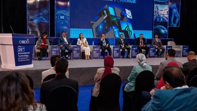 جامعة مصر للمعلوماتية تشارك في Cairo ICT.. و”بهجت”: نعزز الفكر الابتكاري في دعم التنمية