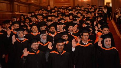 بحضور وزير الري... الجامعة البريطانية في مصر تقيم حفل تخرج دفعة 2022