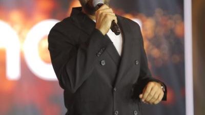 محمد حماقي يشعل حفل بالتجمع الخامس بحضور ريا ابي راشد ورنا سماحة  وعدد من نجوم الفن